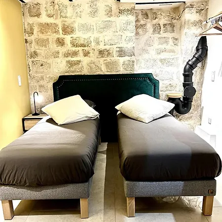 Charming Near Notre-dame 아파트 파리