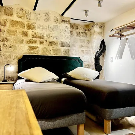 Charming Near Notre-dame