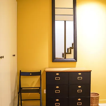 Charming Near Notre-dame