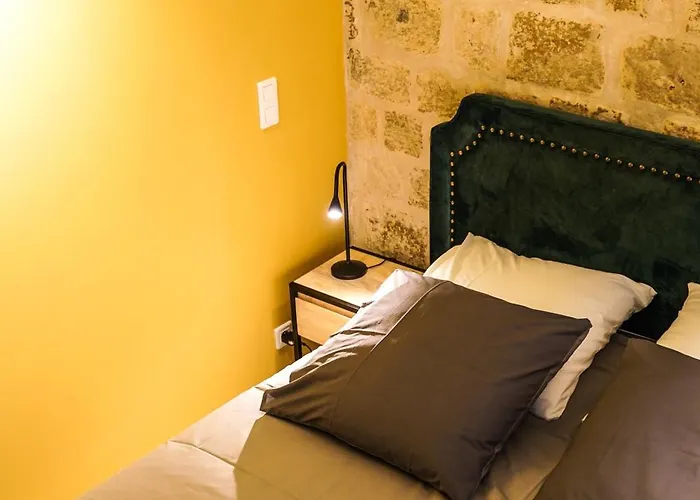 Charming Near Notre-dame شقة *
